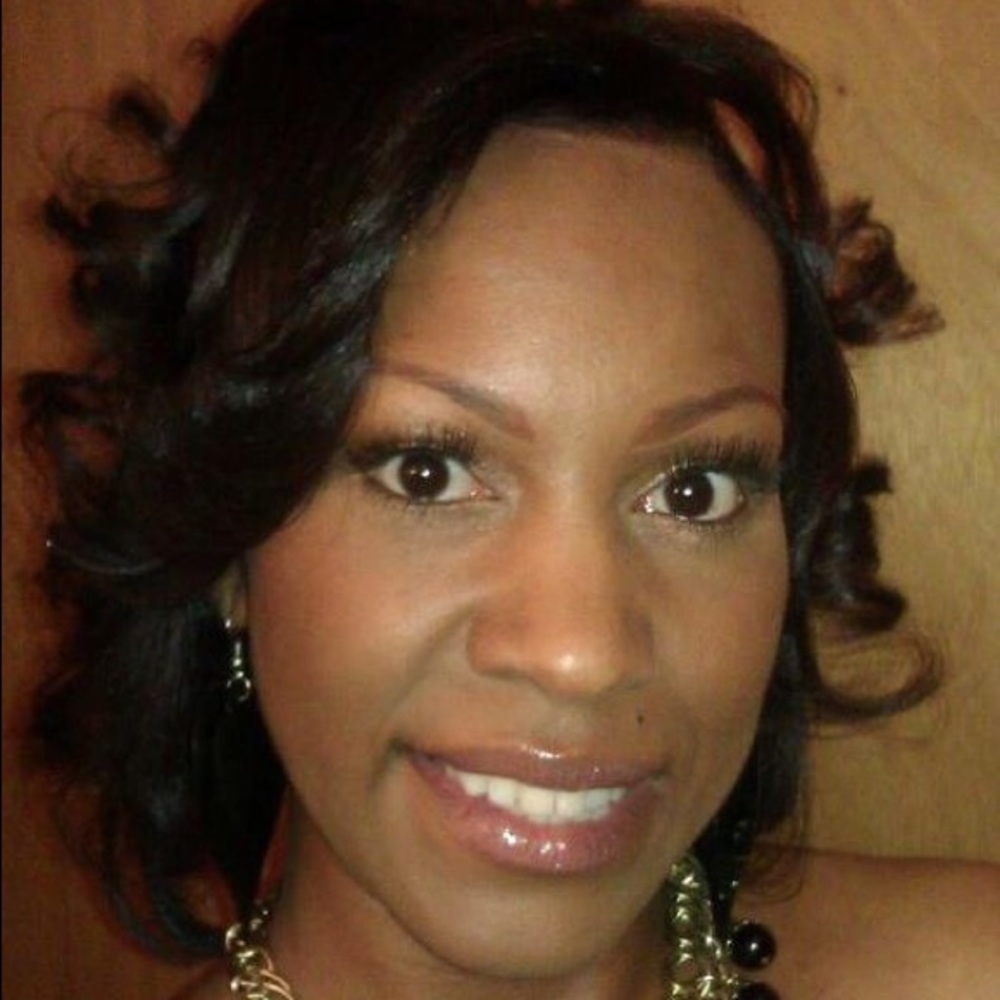 Meet your Posher, Courtney